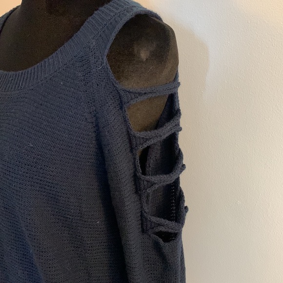 Ladder Sleeve Cut Out Sweater - Picture 3 of 9